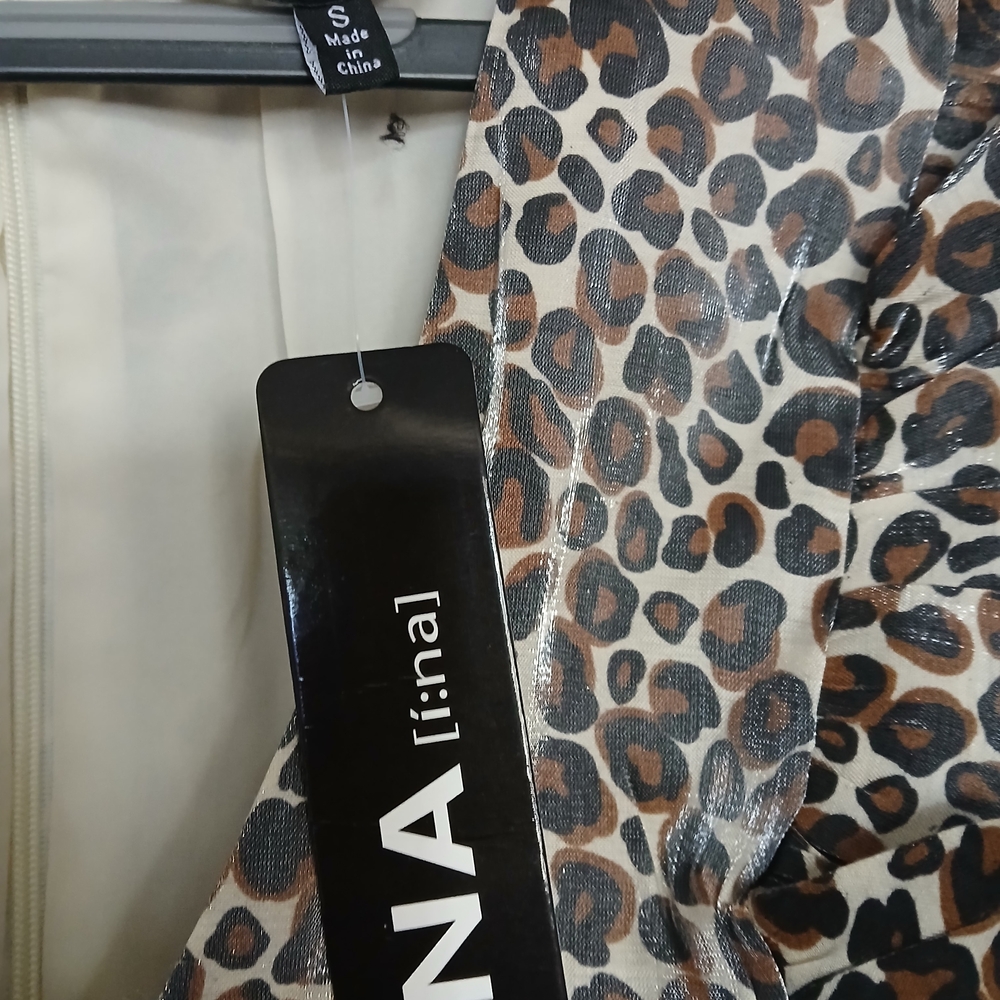 Ina Leopard Print Dress - Picture 3 of 4